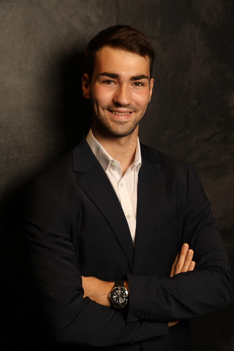Autor Adrian Renner